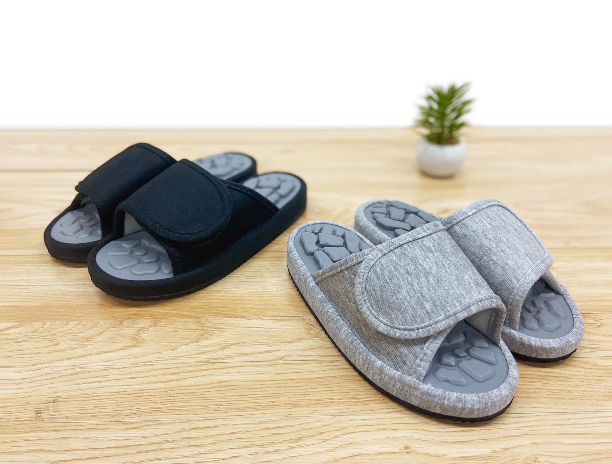 最初は笑っちゃうほど痛いけど癖になる？！上級者向け健康サンダル 